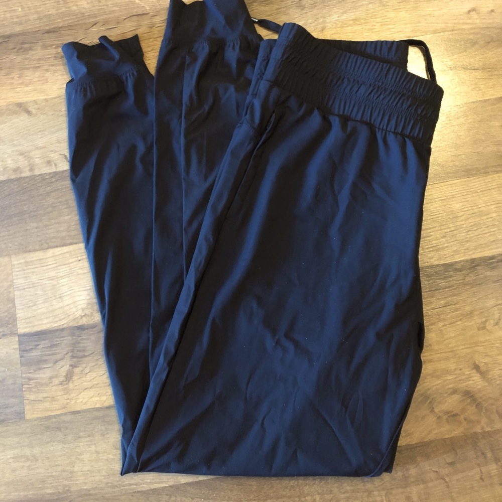 SOLD- Balance Athletica Swift Joggers L